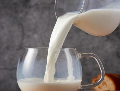 喝牛奶拉肚子什么原因-喝牛奶拉肚子什么原因解决的3