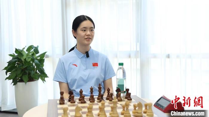 国际象棋“00后”新星朱锦尔：闪耀奥赛 续写中国荣耀