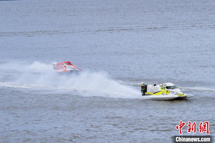 F1H2O上海大奖赛排位赛落幕 鲁斯狄·怀亚特摘得杆位