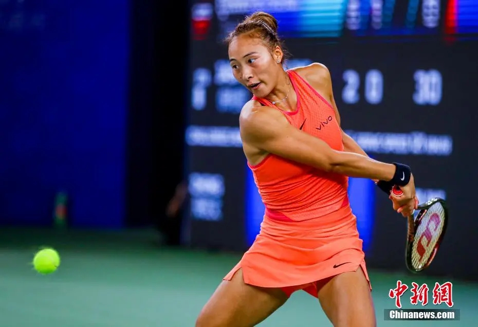 郑钦文赢下中国金花德比，首次闯入WTA1000赛事决赛